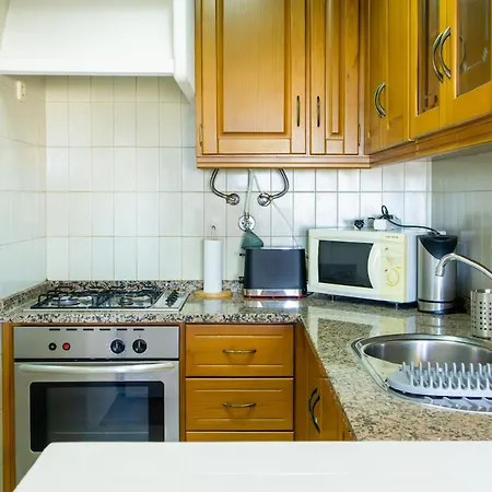 Comfortable 2-bedroom With Pool And Wi-fi Appartement *