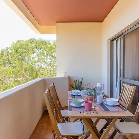 Appartement Comfortable 2-bedroom With Pool And Wi-fi *
