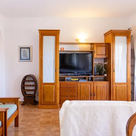 Comfortable 2-bedroom With Pool And Wi-fi * 拉哥斯
