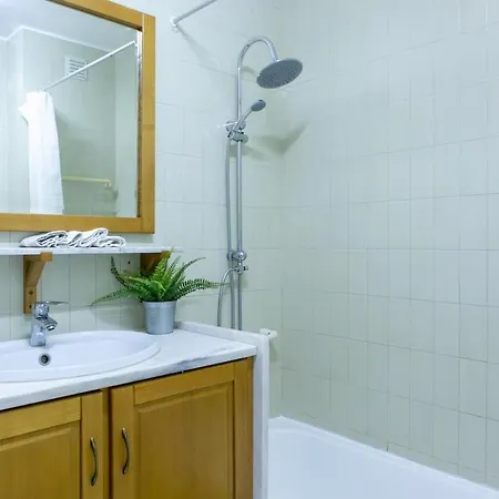 Apartamento Comfortable 2-bedroom With Pool And Wi-fi Lagos